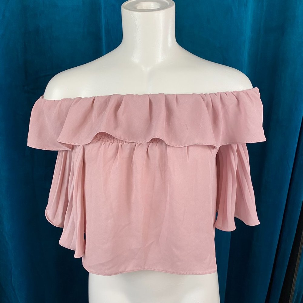 Azalea Off The Shoulder Ruffle Crop Top Pink